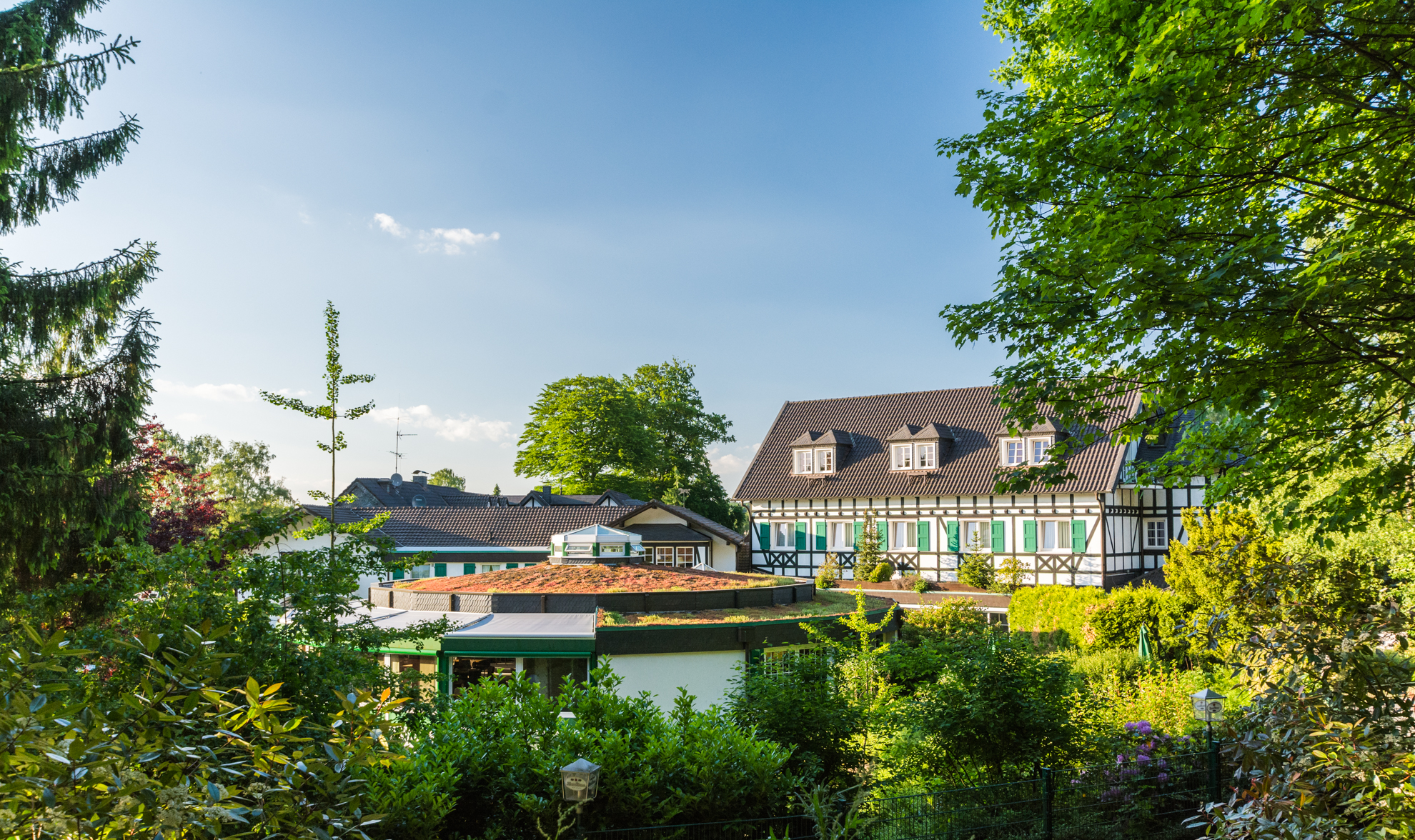 Wellnesshotel: Hausansicht - Lohmann`s Romantik Hotel Gravenberg